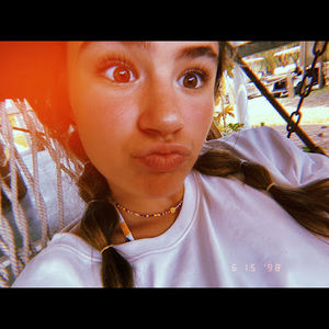 Meet your Posher, Kayleigh